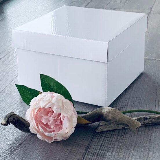 Large Gift Box with Lid - White - centaur packaging