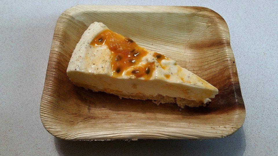 Rectangle Palm Leaf Bowl 6.5" x 5" Small - Pack of 25 - centaur packaging