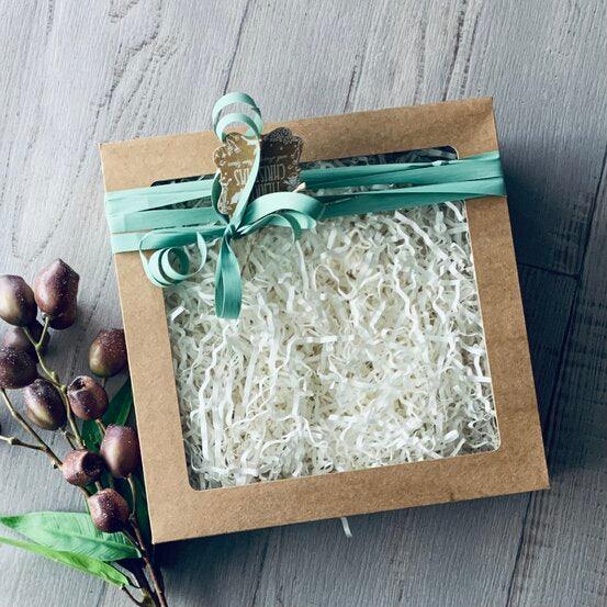 Shredded Paper for Hampers - White - centaur packaging