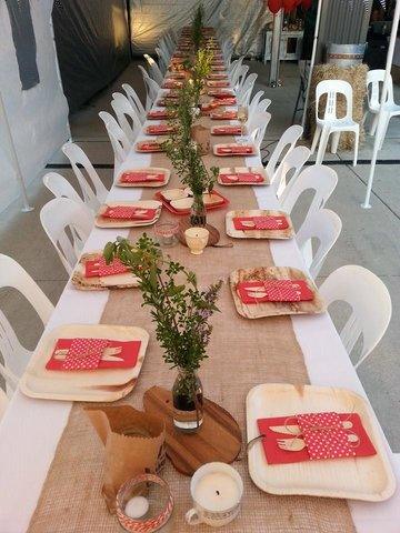 Decorating a long table dinner party - centaur packaging