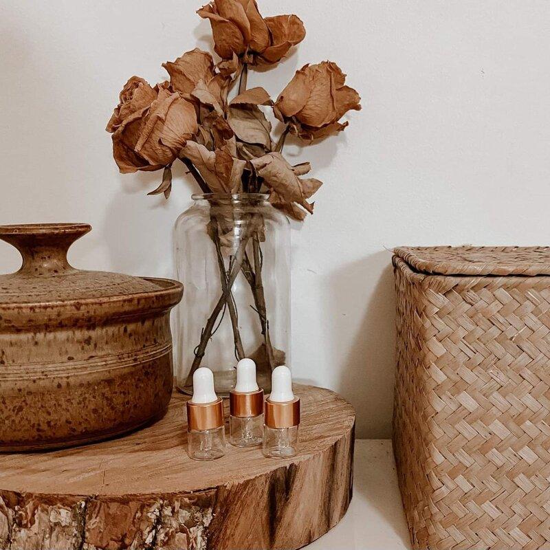 1-5ml Glass Aromatherapy Bottles - centaur packaging