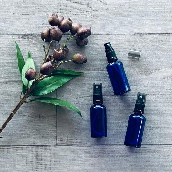 100ml Cobalt Blue Glass Bottle with Black Mister Spray - centaur packaging