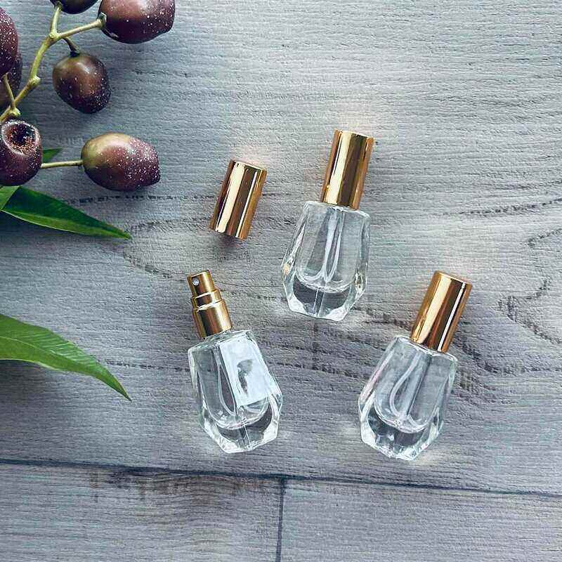 10ml Violet Glass Bottle with Gold Mister - Centaur Packaging