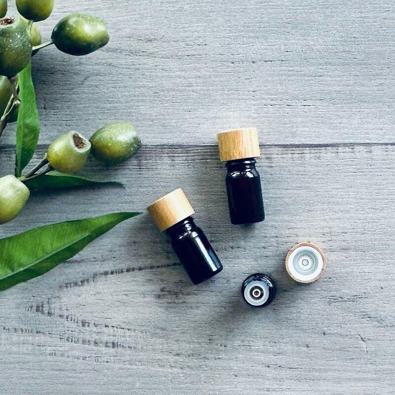 5ml Amber Glass Bottle with Bamboo Lid and Dripolator - Centaur Packaging