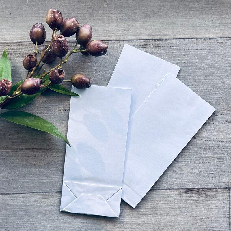 SOS1 white paper bag x 3