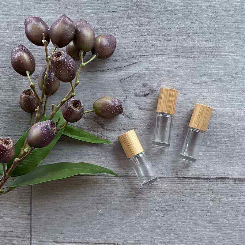 5ml clear lass roller bottle with bamboo lid