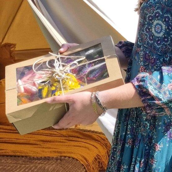 ECO - DISPLAY HAMPER - LARGE SQUARE - centaur packaging