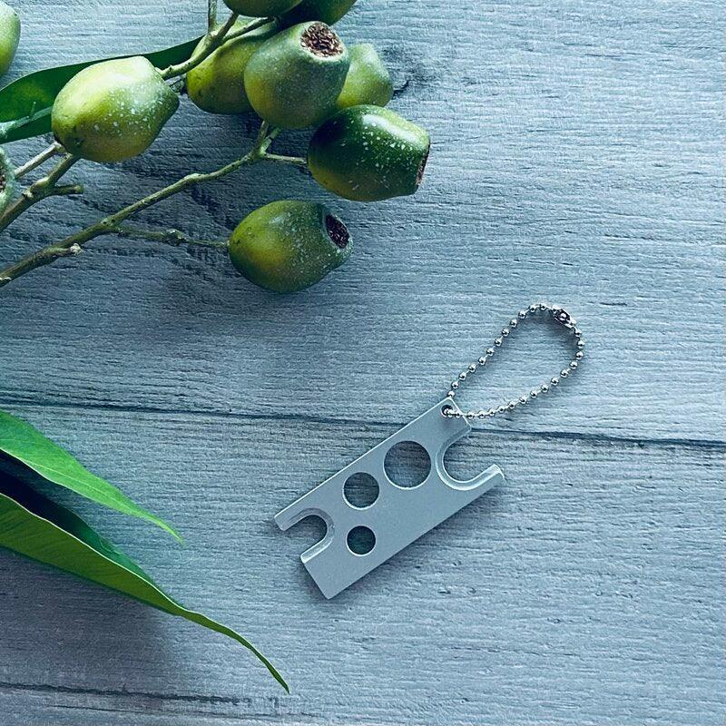 Essential Oil Key Metal - Silver - centaur packaging