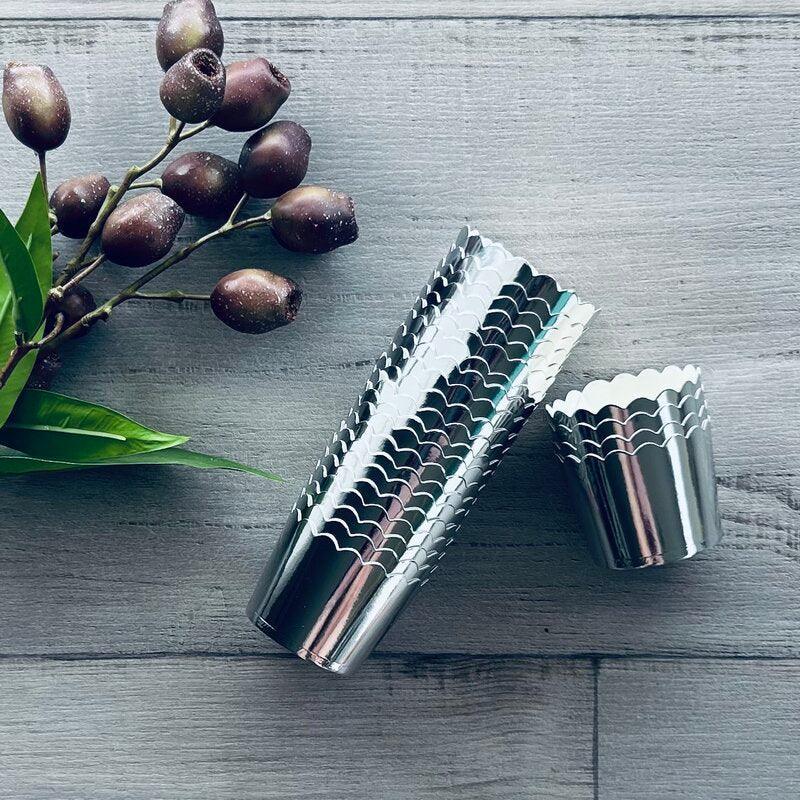 Foil Card Baking Cups Silver Pk 25 - centaur packaging