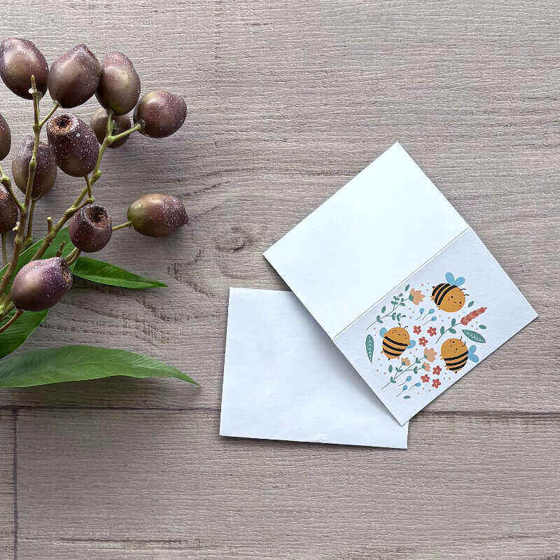 buzzing bees gift card with envelope pk 25