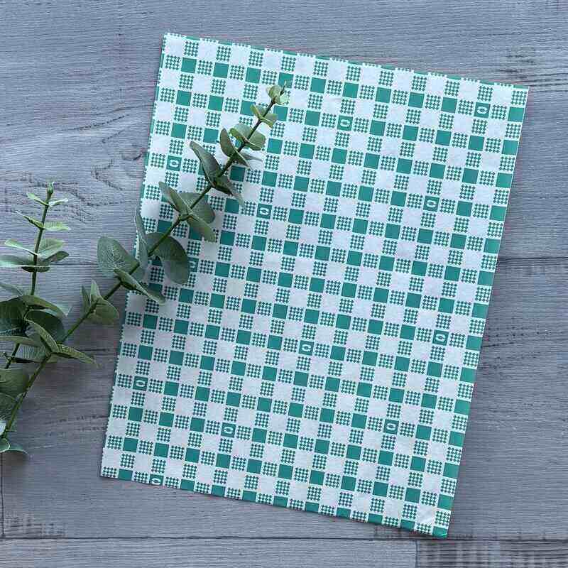 330MM X 400MM GREEN AND WHITE CHECK GREASEPROOF PAPER 200PK