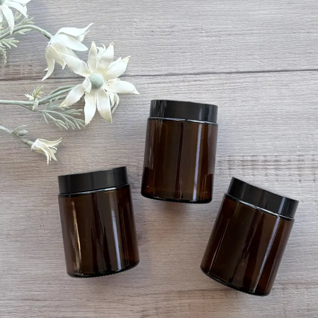 150ml Amber Glass Jar with Wad