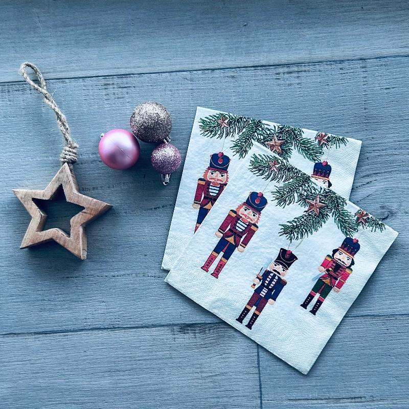 paper lunch napkins nutcracker design