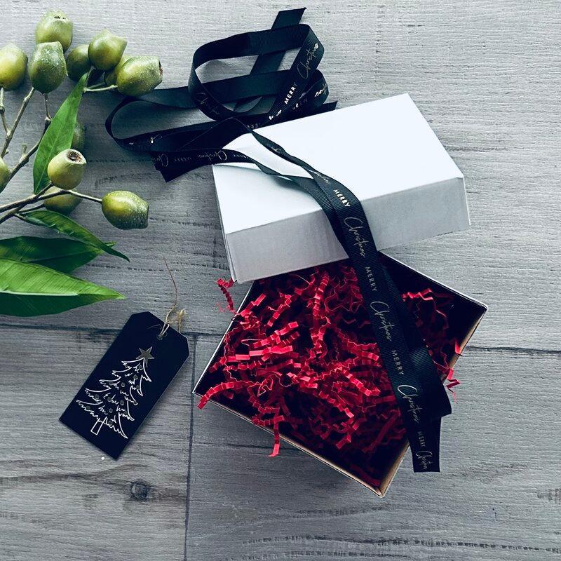 Paper Shred Crinkle Red - 1kg - centaur packaging