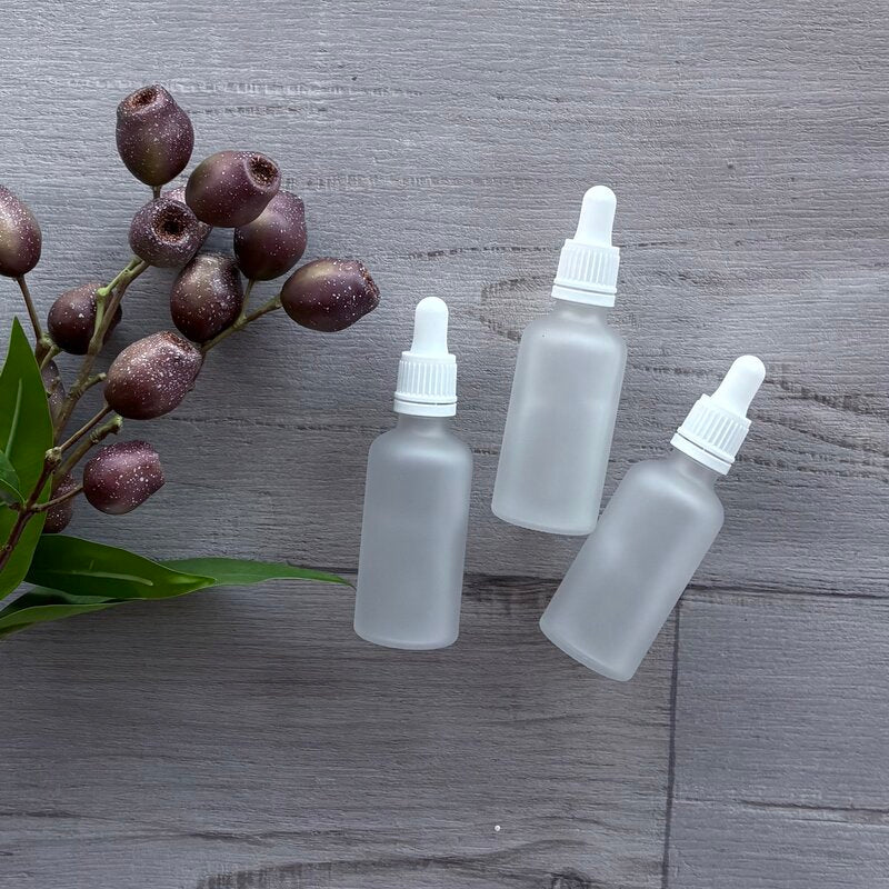 50ml frosted glass bottle with white tamper evident dropper x 3