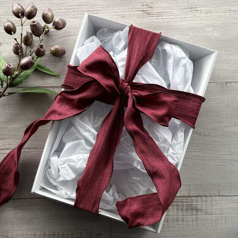 Rustic Linen Wire Edge Ribbon 60mm x 20mt - Maroon Red
