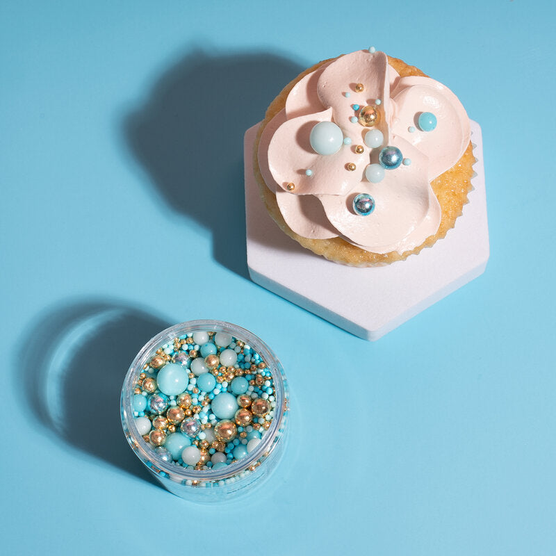 Sprinkles Blue Velvet Crunch Mix by Sprinks 70g on decorated cupcake