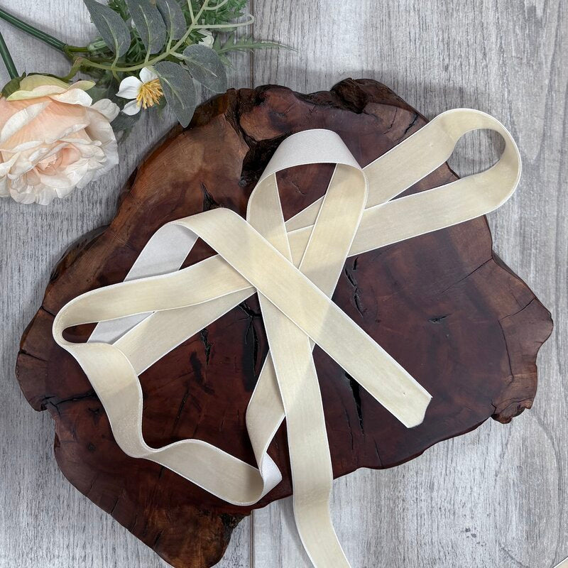 Premium Plush Velvet Ribbon Ivory 25mm x 20mt