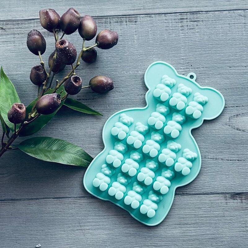 18 cavity teddy bear shape silicone mould