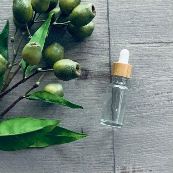 20ml Clear Glass Bottle with Bamboo Dropper - White - centaur packaging