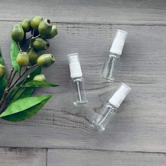 20ml Clear Glass Bottle with White Mister - centaur packaging