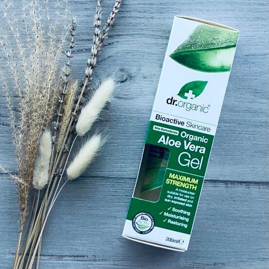 Dr. Organic Aloe Vera Gel 200ml - SITTING IN BOX centaur packaging