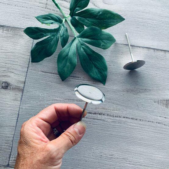 FLOWER NAIL No7 - Pk 2 - centaur packaging