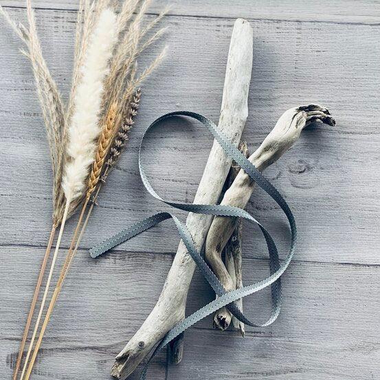 Ribbon-Duo Herringbone-Black & White -20mtr - centaur packaging